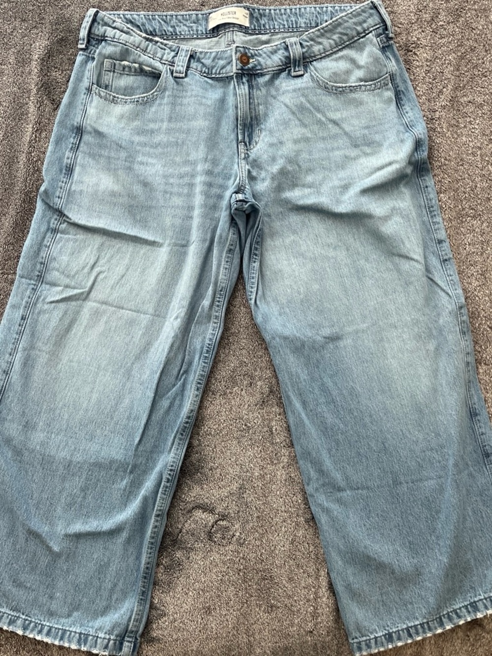 Hollister Light Blue Relaxed women’s Jeans